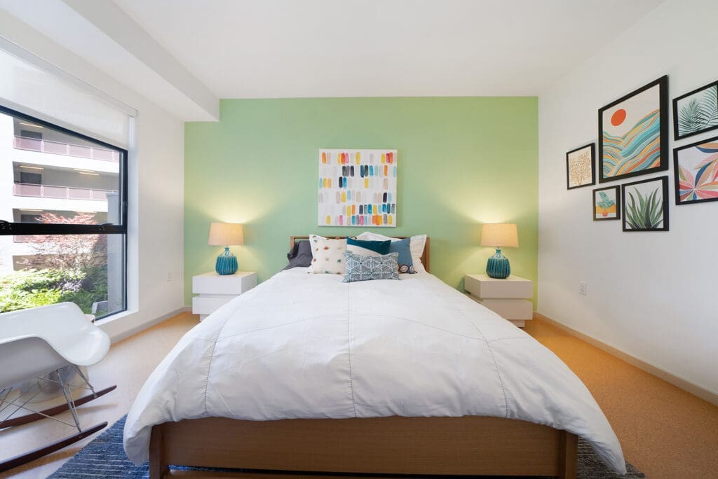 arrive hollywood luxury apartments bedroom